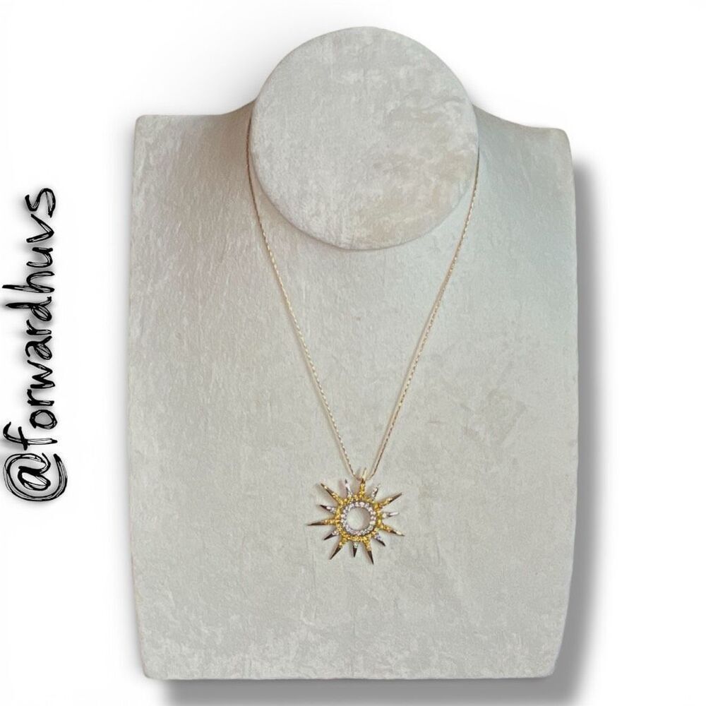 Gold-Plated Sunburst Pendant Necklace – Sparkling Center
